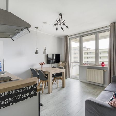 Gama Home Kondratowicza18 Варшава Экстерьер фото